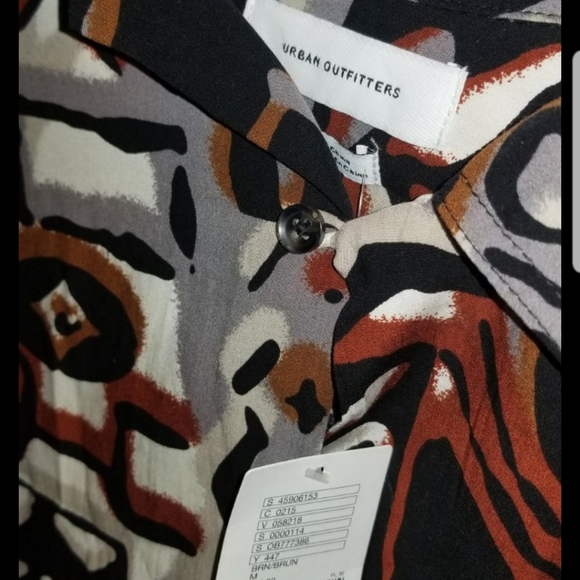 COPY - Urban outfitters button up - Picture 2 of 3